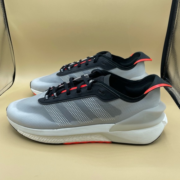 adidas Avryn Gray Solar Red Men’s Running Athletic Sneakers brand New No Box - Picture 1 of 9